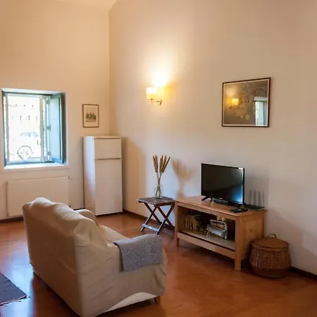 Palacio Da Quinta Da Portela Iv Coimbra