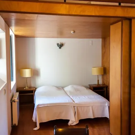 Palacio Da Quinta Da Portela Iv * Coimbra