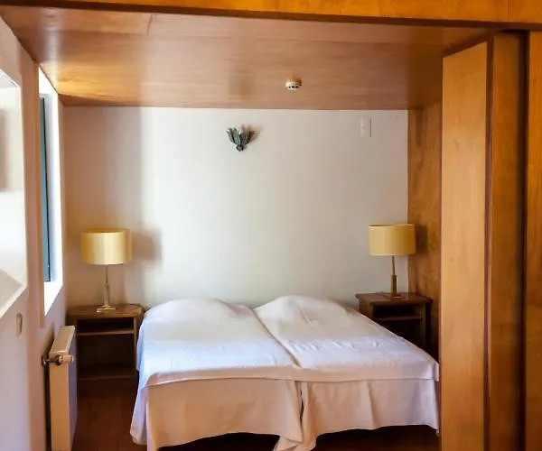 Palácio Da Quinta Da Portela Iv * Coimbra